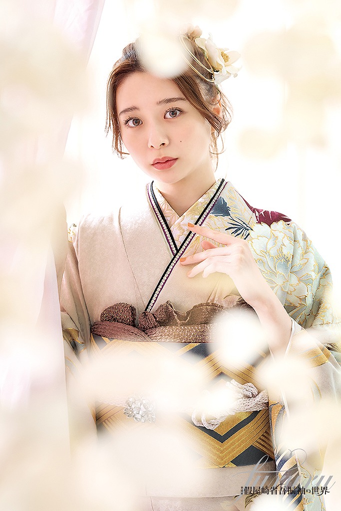 假屋崎省吾デザイン振袖が入荷✨✨