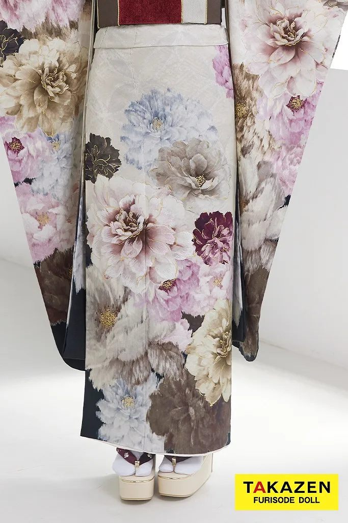 中村里砂 振袖 モデル 可愛い 淡い色 くすみカラー