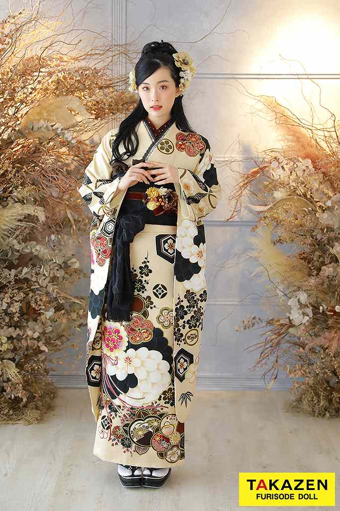 久留栖るなちゃん 振袖 ネットレンタル ベージュ ヴィンテージ