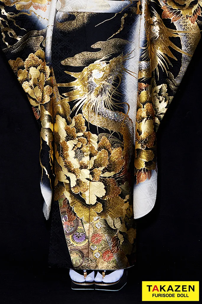 振袖　ネットレンタル　派手　龍柄　赤黒振袖　ネットレンタル　派手　龍柄　白　金