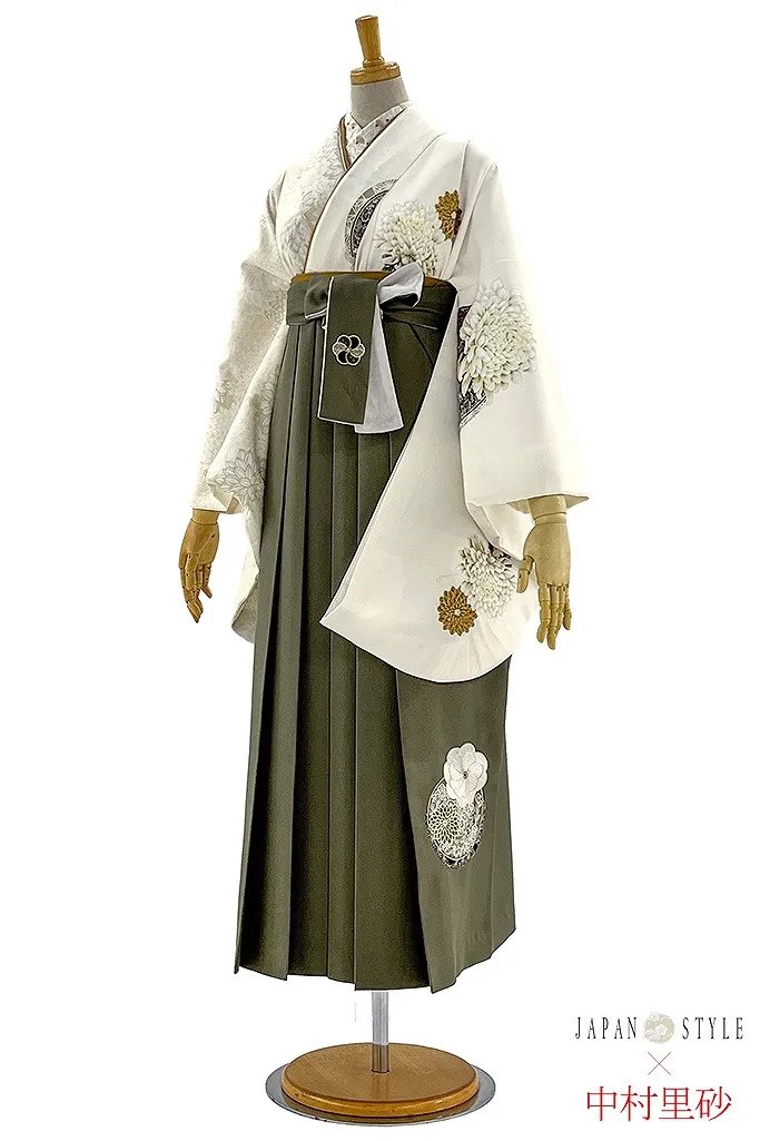 中村里砂　ブランド袴　新作