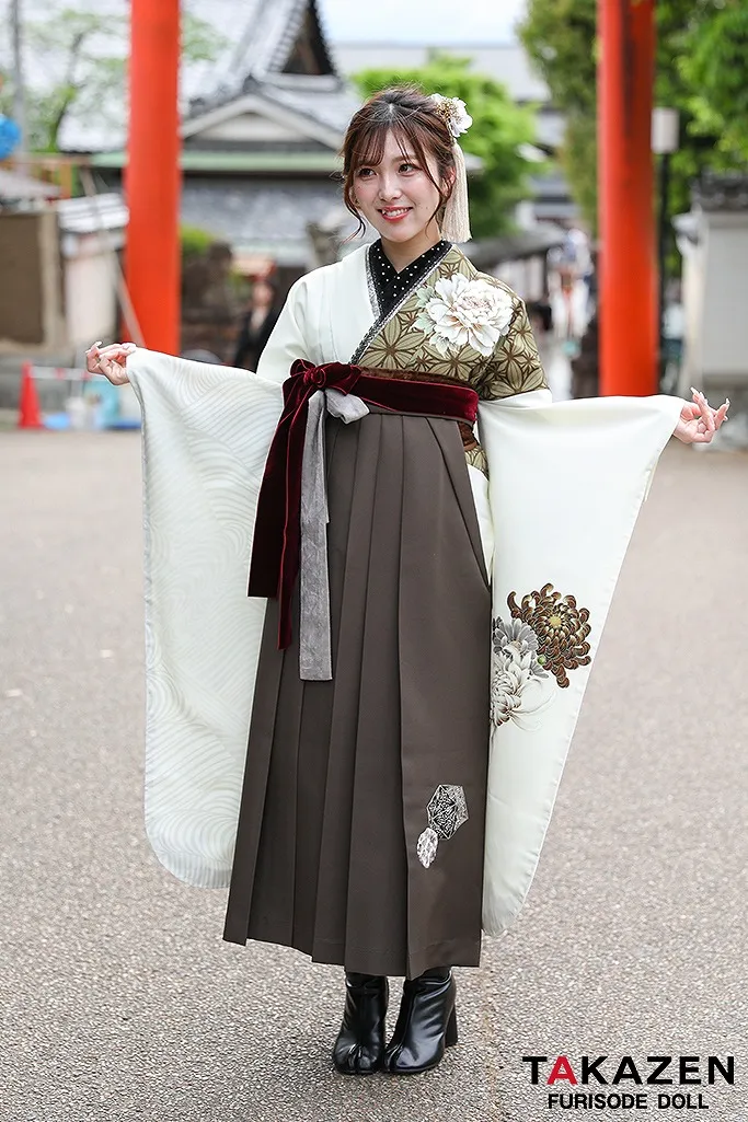 袴　ネットレンタル　振袖袴　卒業式　カーキ　クリーム