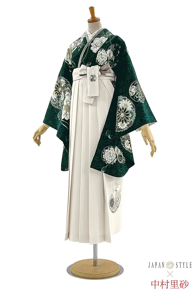 中村里砂　ブランド袴　新作