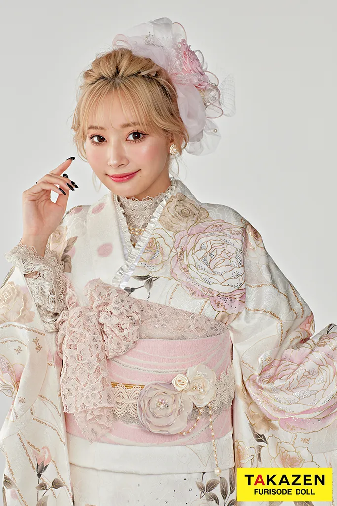 成人式　レンタル　振袖　可愛い　今どき　ヘップバーン　シャネルカラー　ピンクの振袖　白色の振袖　ドレス振袖