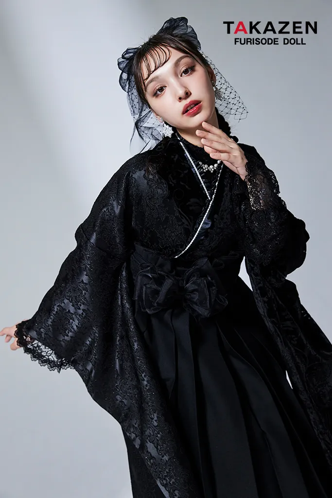 香川るな　袴　卒業式　ネットレンタル　ブラック　黒色袴　シックな袴