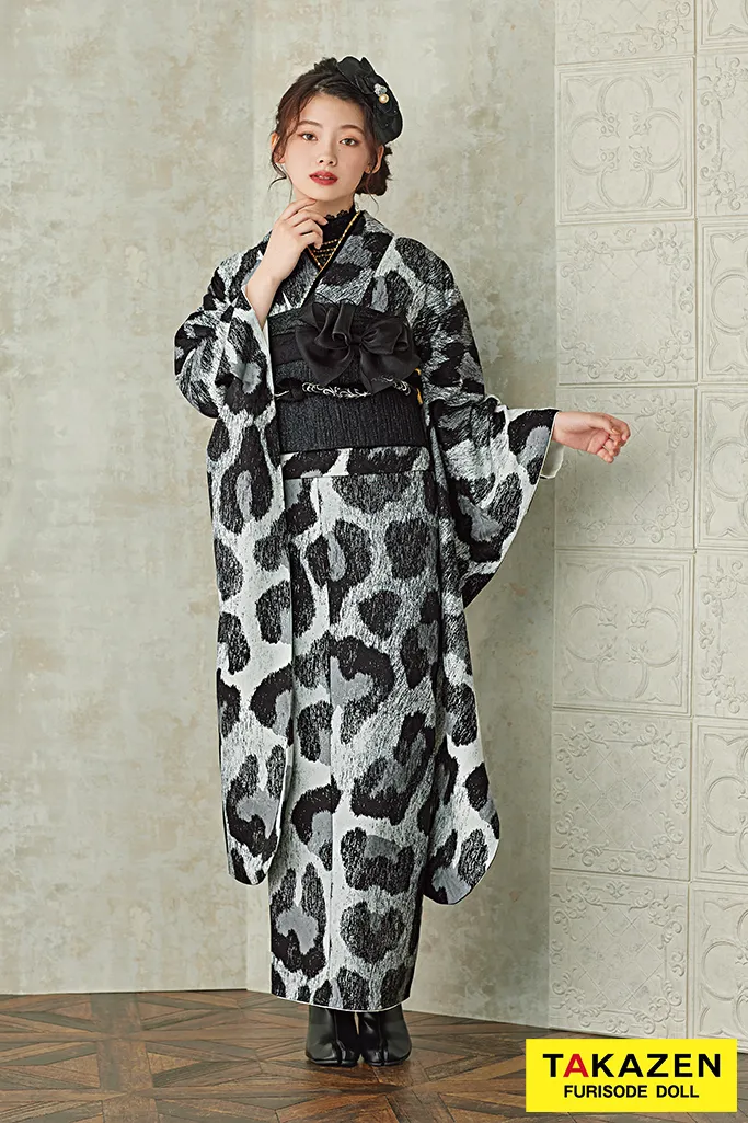成人式　レンタル　振袖　可愛い　今どき　淡い色　ニューくすみレトロ　レトロ　ヒョウ柄　アニマル柄