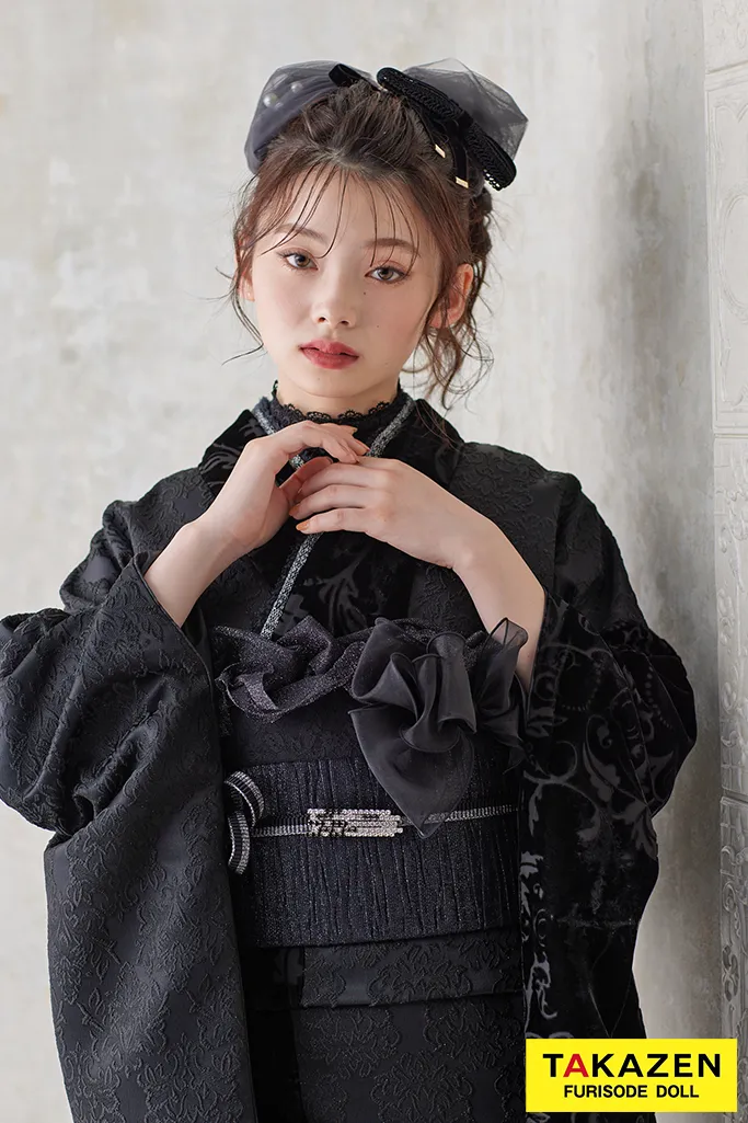 成人式　レンタル　振袖　可愛い　今どき　淡い色　上品　綺麗　ニューくすみレトロ　シック　オシャレ　ブラック　ベロア生地　ジャガード生地