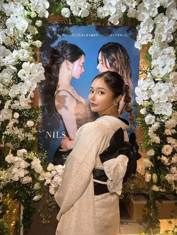 成人式　レンタル　振袖　可愛い　今どき　ヴィンテージ　モノクロ　シミラールック　白黒