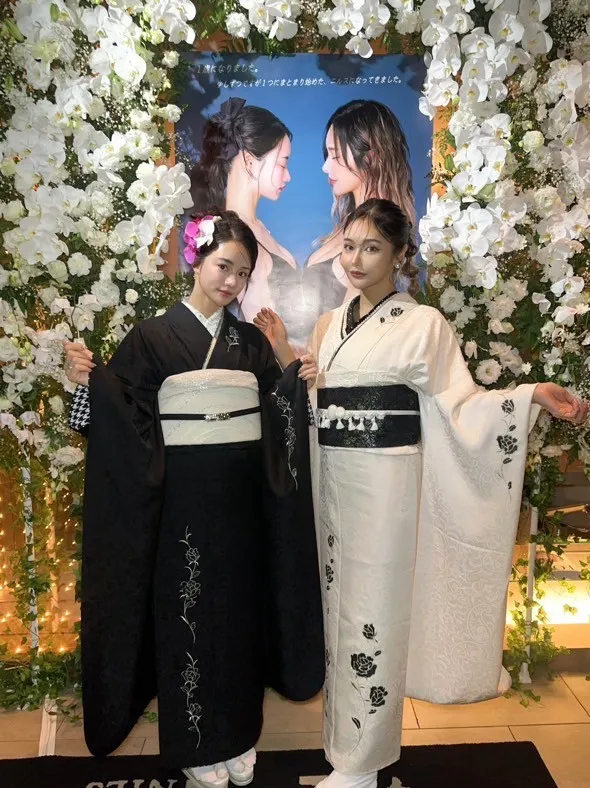 成人式 レンタル 振袖 可愛い 今どき ヴィンテージ モノクロ シミラールック 白黒