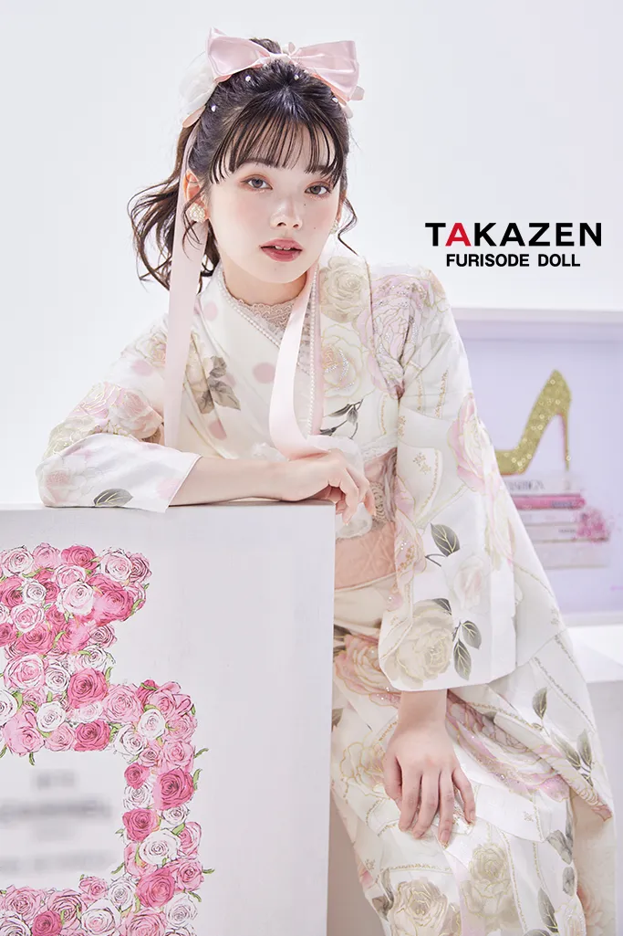 成人式　振袖　LOOKBOOK 　オシャレ　可愛い　ヘップバーン　シャネルカラー　キラキラ　リボン　ドレス調