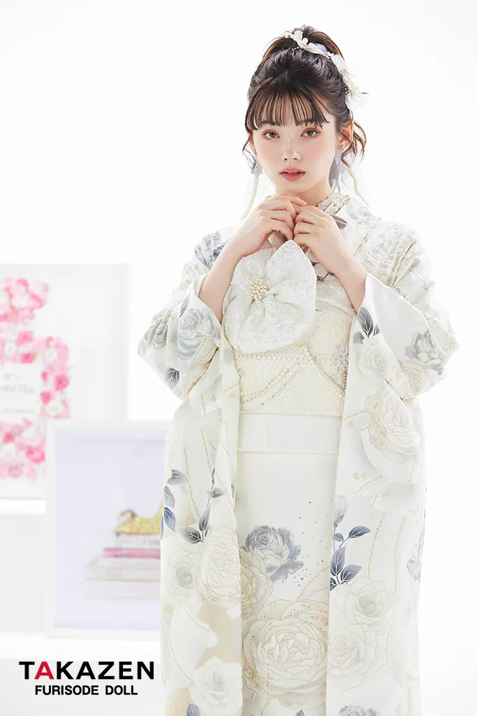 成人式　振袖　LOOKBOOK 　オシャレ　可愛い　ヘップバーン　シャネルカラー　キラキラ　リボン　ドレス調