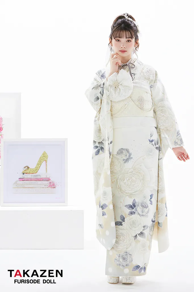 成人式　振袖　LOOKBOOK 　オシャレ　可愛い　ヘップバーン　シャネルカラー　キラキラ　リボン　ドレス調