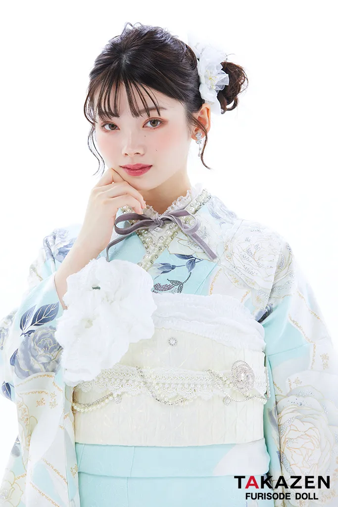 成人式　振袖　LOOKBOOK 　オシャレ　可愛い　ヘップバーン　シャネルカラー　キラキラ　リボン　ドレス調