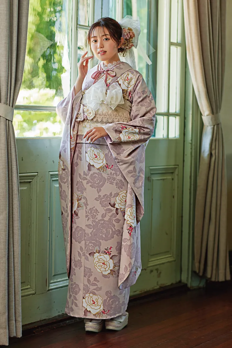 成人式振袖　くすみ　レトロ