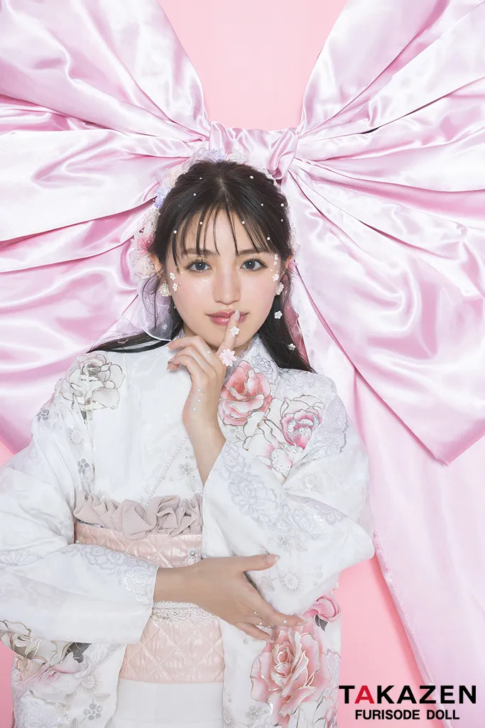 成人式　振袖　可愛い　人とかぶらない　リボン　パール　洋風振袖　キラキラ　