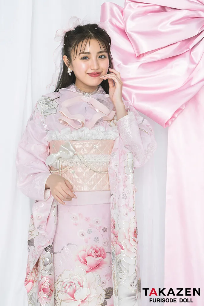 成人式　振袖　可愛い　人とかぶらない　リボン　パール　洋風振袖　キラキラ　