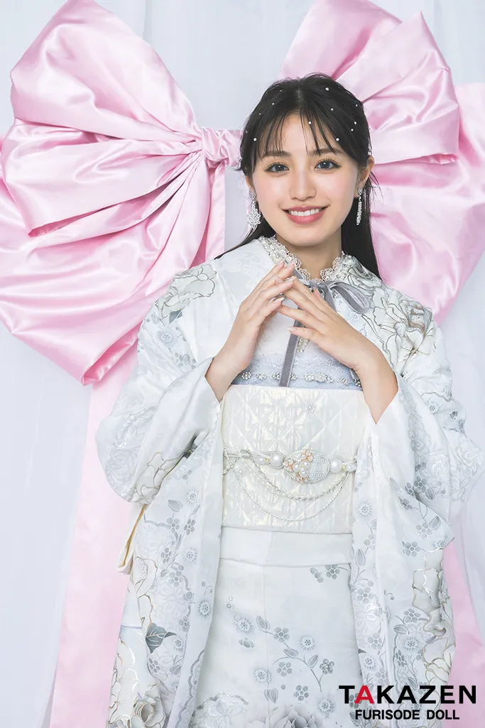 成人式　振袖　人気　コスメカラー　紫