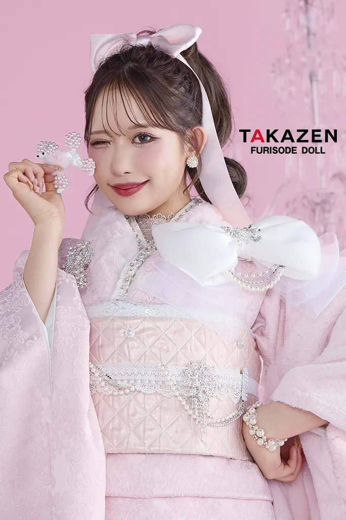 成人式　振袖　ピンク　可愛い　キラキラ　リボン　ふわふわ　ガーリー