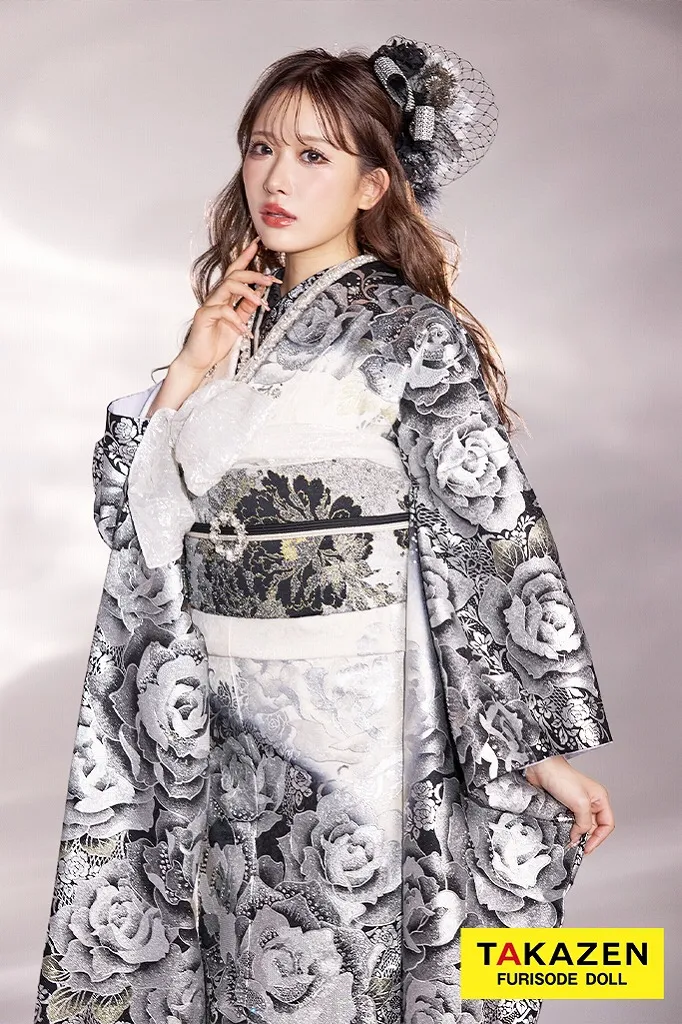 成人式　振袖　キラキラ　モード　セクシー　ラグジュアリー　かっこいい　可愛い　派手　人とかぶらない