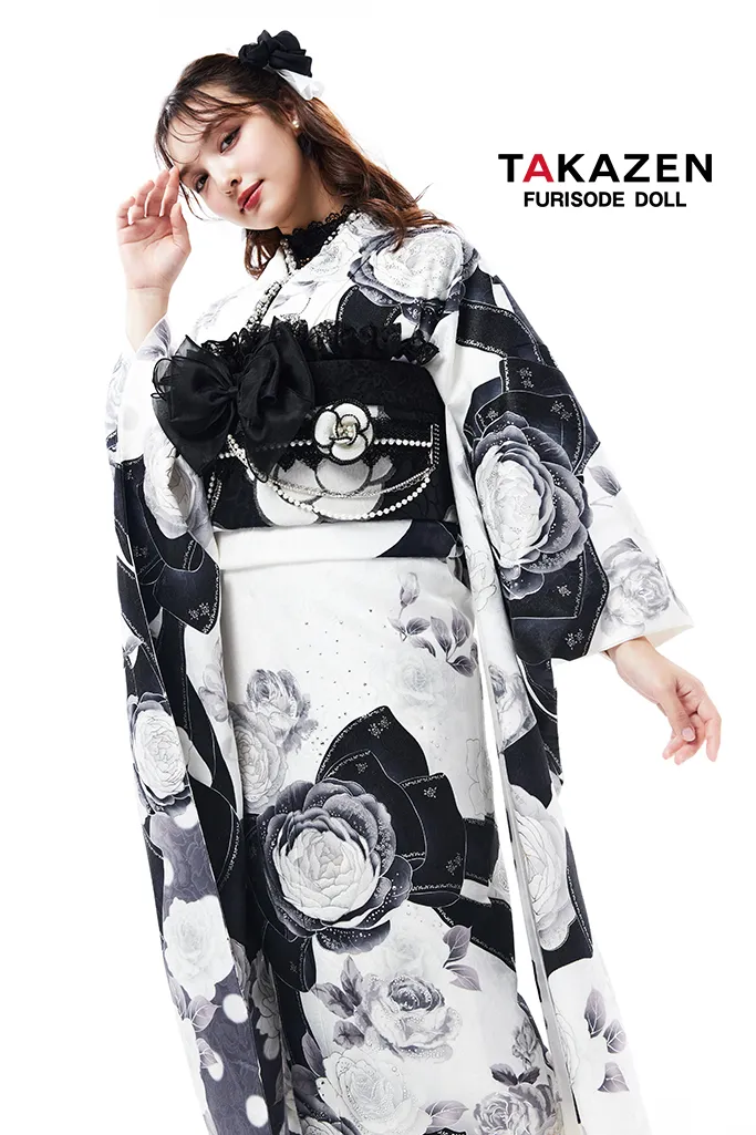 成人式　振袖　LOOKBOOK 　可愛い　キラキラ　ヘップバーン　シャネルカラー　キラキラ