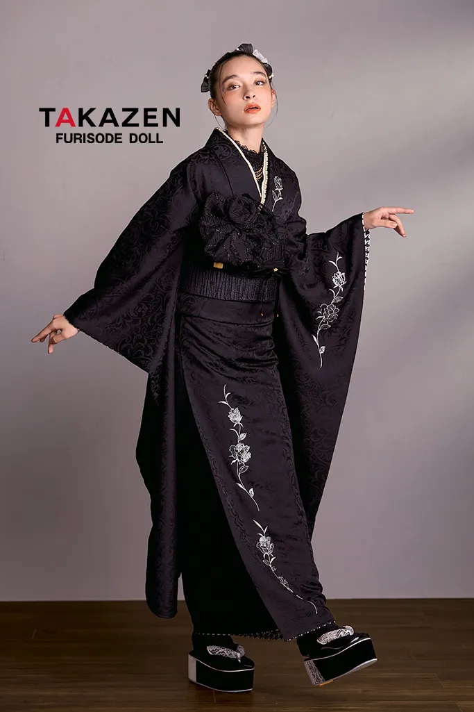 成人式　振袖　黒色　人とかぶらない　誰ともかぶらない　ブラック