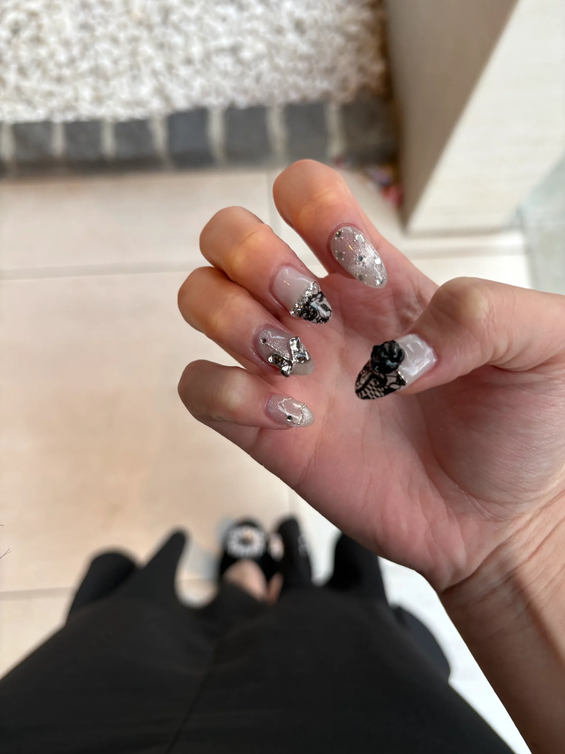 卒業式　袴　ネイル　キラキラ　卒業式ネイル