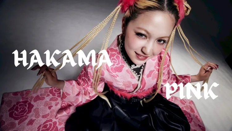 卒業式　袴　おしゃれ　エイプ　カモフラ柄　レザー袴