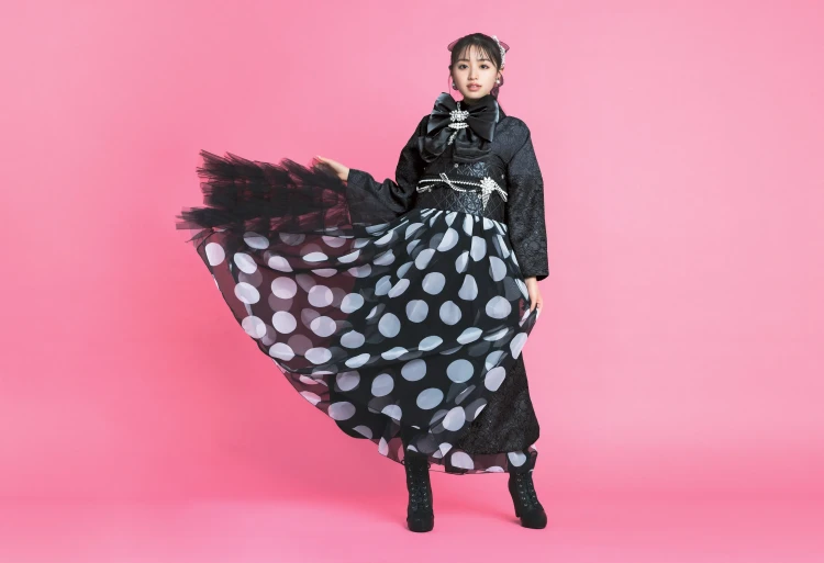 成人式振袖ネットレンタル　ブラックレーベル　ドレス振袖