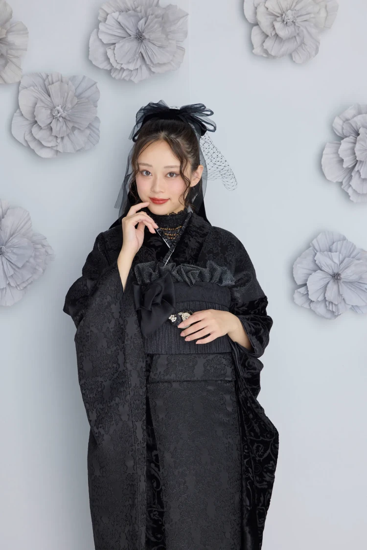 成人式振袖ネットレンタル　シンプル　黒　ブラックコーデ