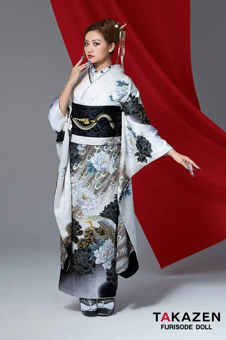 派手振袖ネットレンタル　成人式　目立つ　いかつい