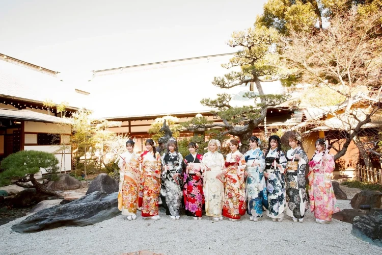 NMB48 成人式振袖ネットレンタル振袖ドール　ECサイト